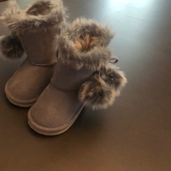 Koala Kids Other - Size 4 baby koala kids boots